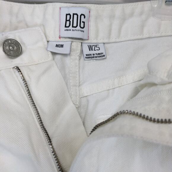 BDG Urban Outfitters White Denim Mom Jeans, W25 High Waist Slim Leg Distressed - Picture 3 of 6